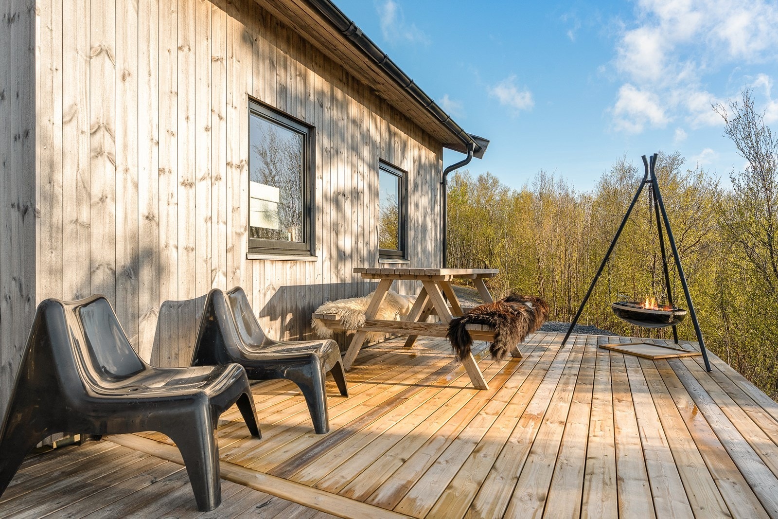 Uteområdene nyter av gode solforhold fra morgen til kveld. Galleribilde