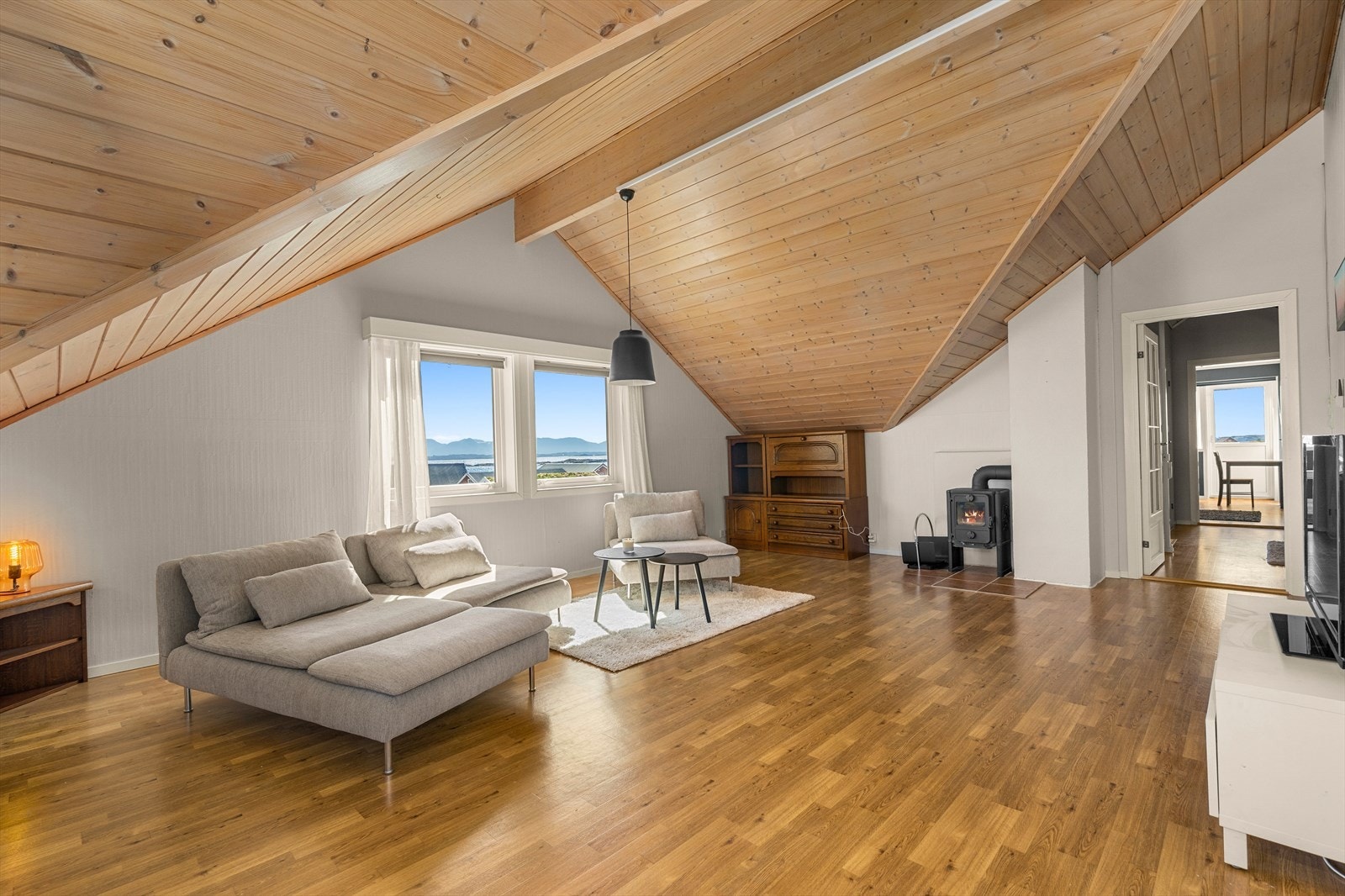 Loftstue Galleribilde