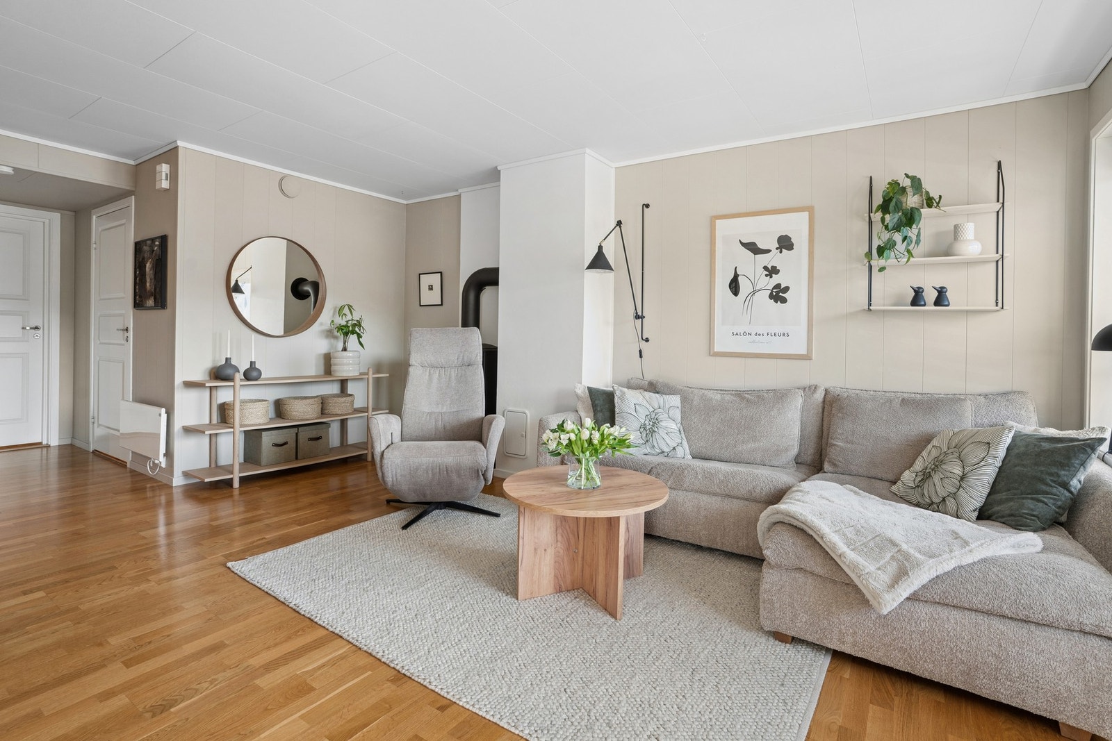 EiendomsMegler 1 ved Martin Grodås Alnes har gleden av å presentere Småslåtten 2D! Foto av Svein Olav Humberset v/EFKT Galleribilde