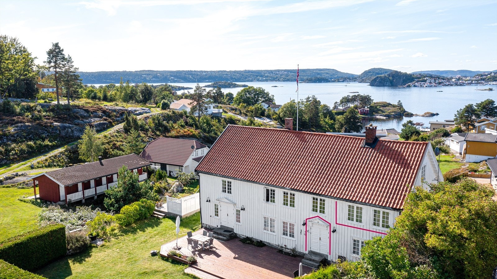 Felles inngang i øst. Galleribilde