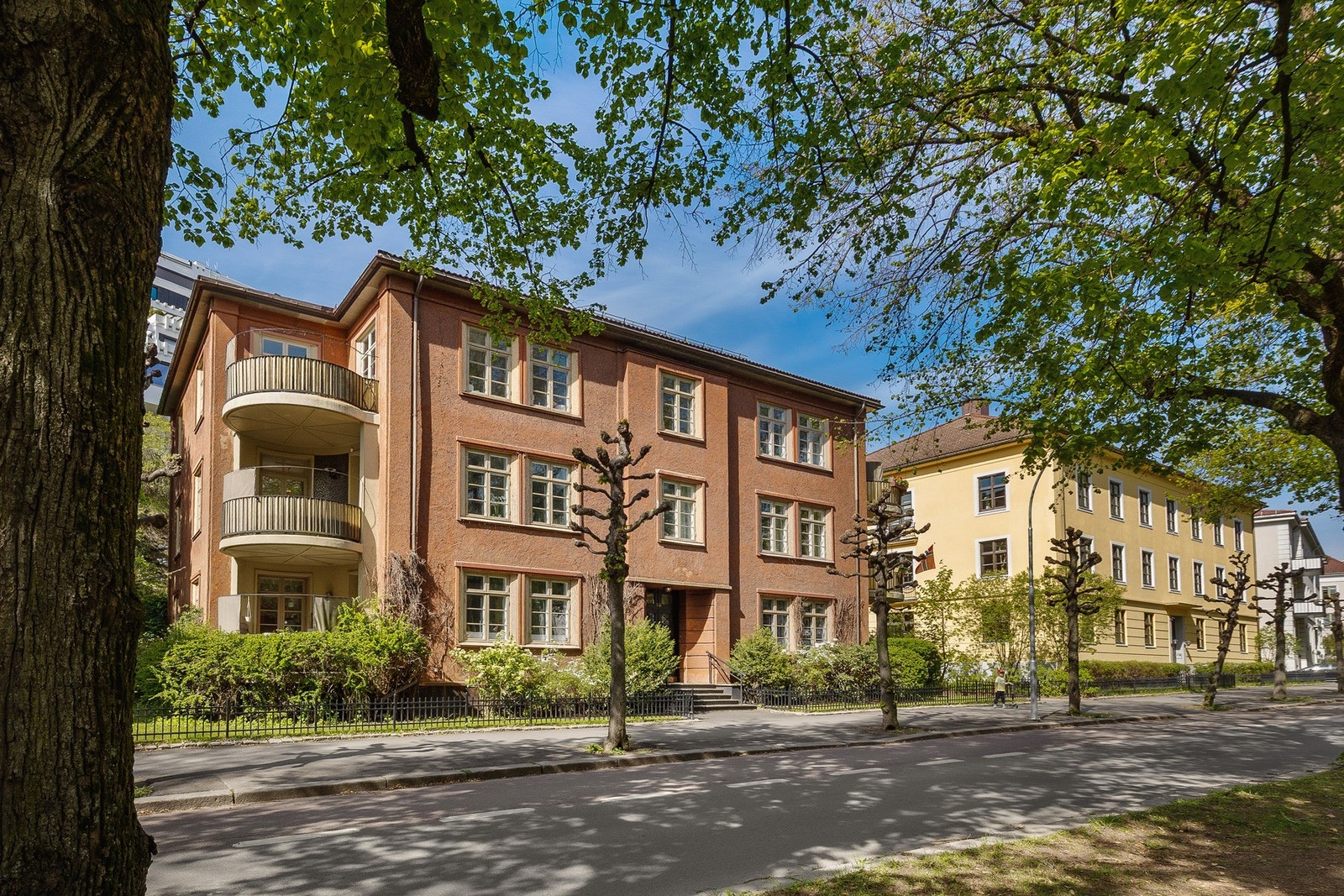Super beliggenhet på Frogner med "alt" i umuddelbar nærhet Galleribilde