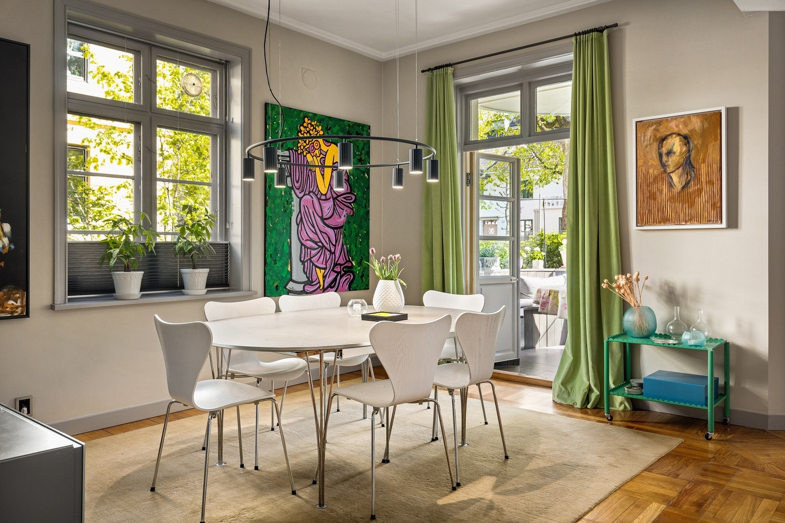 Utgang til veranda fra spisestue Galleribilde