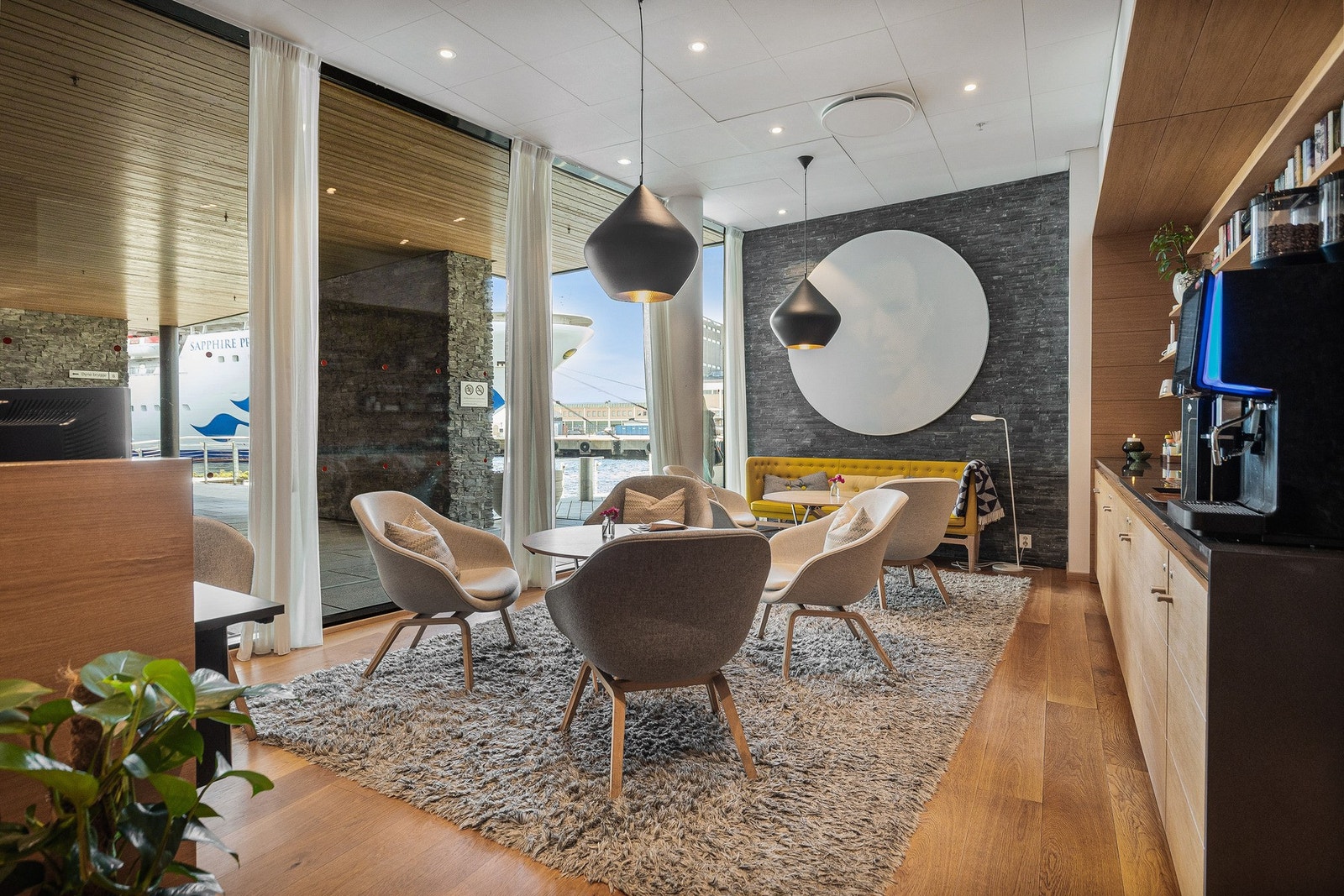 Hyggelig lounge og kaffebar Galleribilde