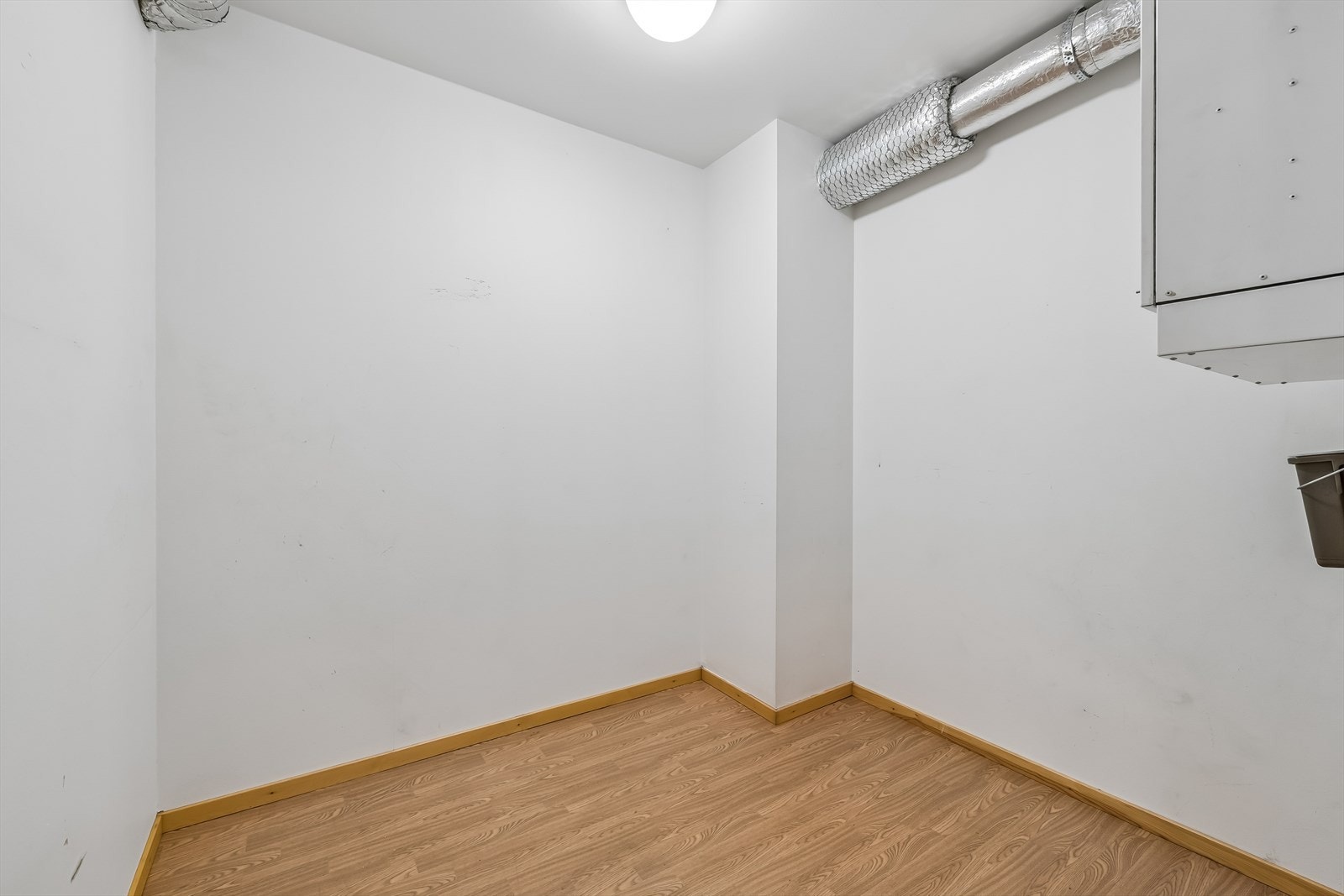 Innvendig bod i leiligheten Galleribilde