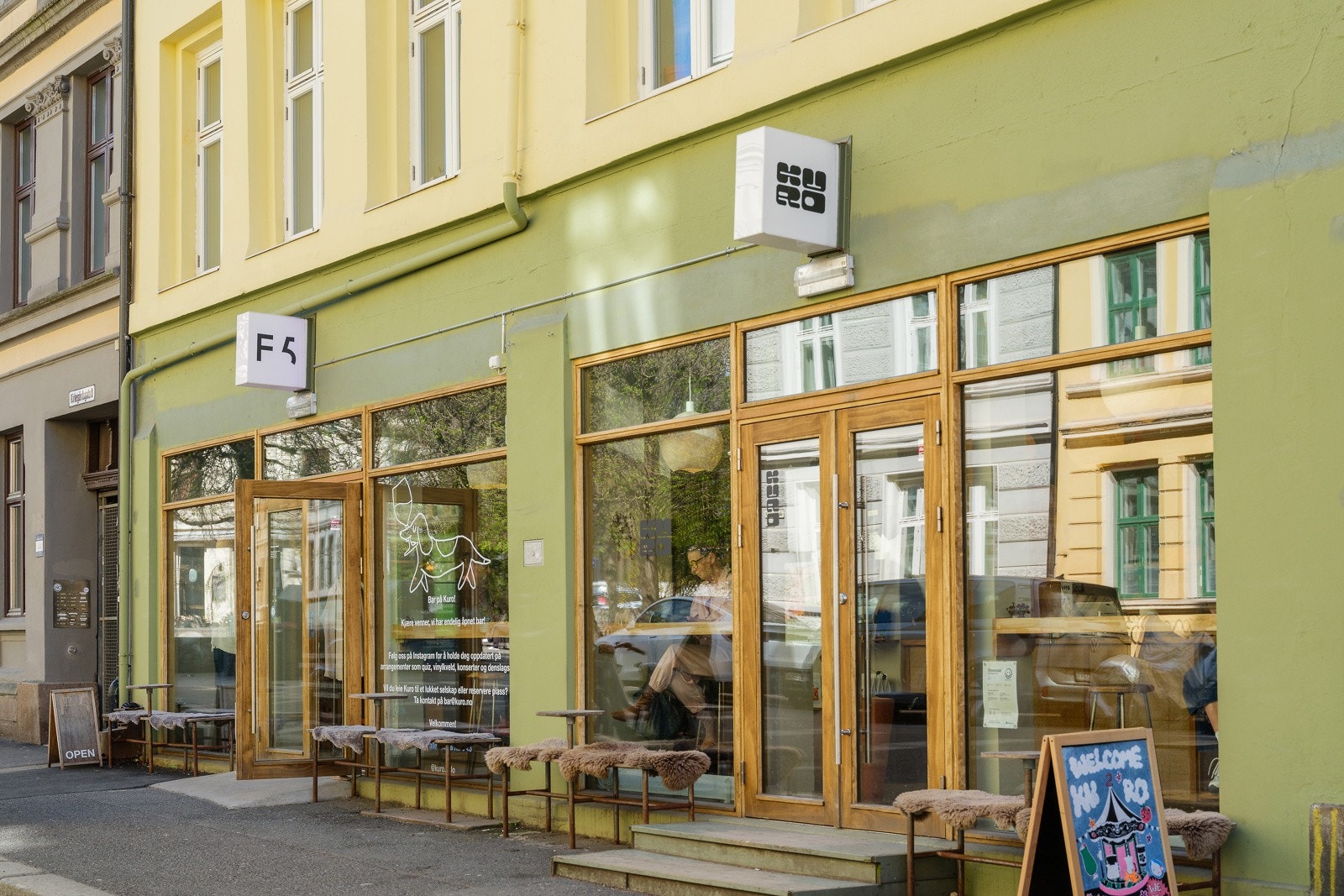 Kuro kaffebar i Rathkes gate Galleribilde