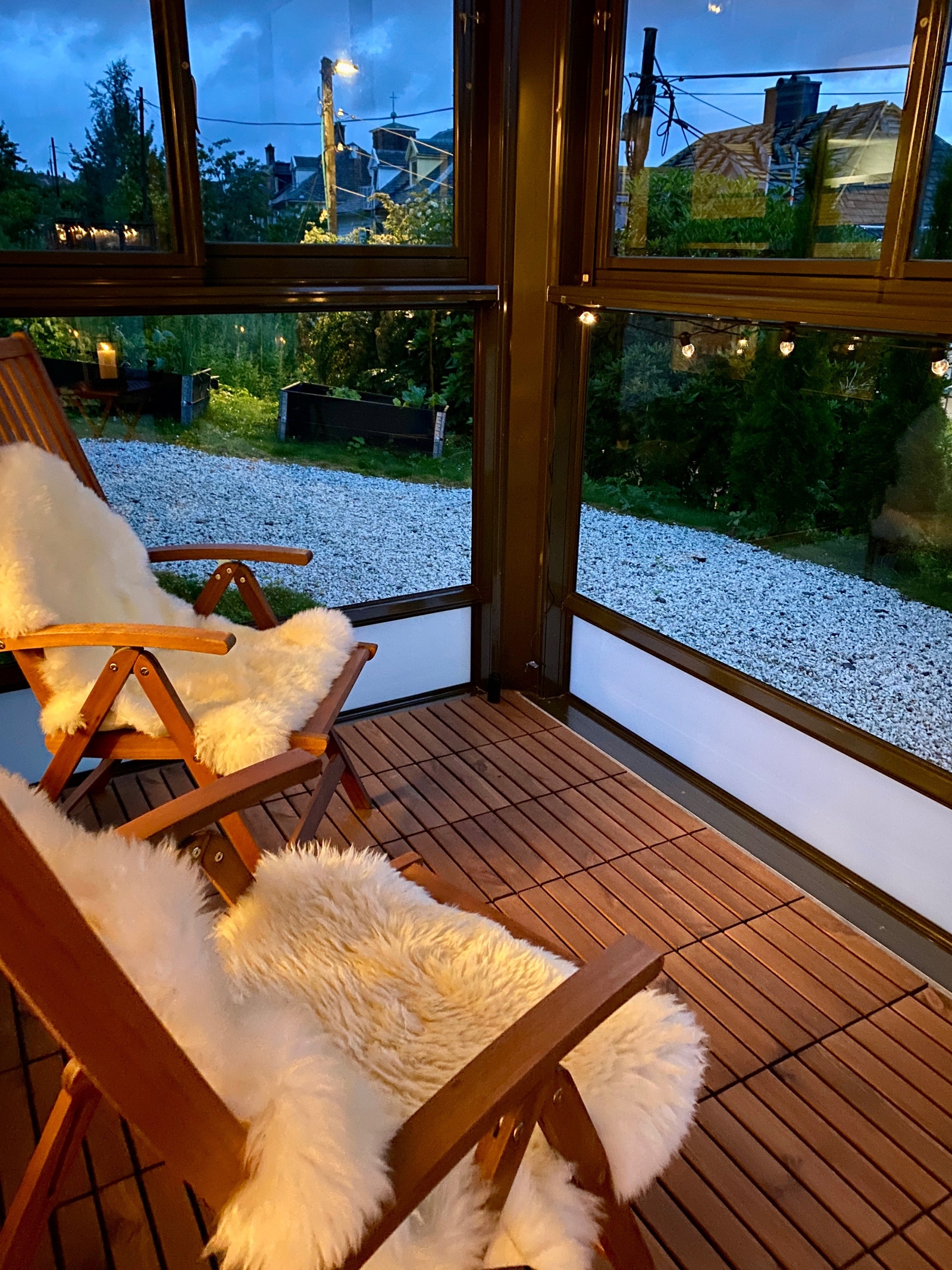 Koselig innebygget terrasse. Galleribilde