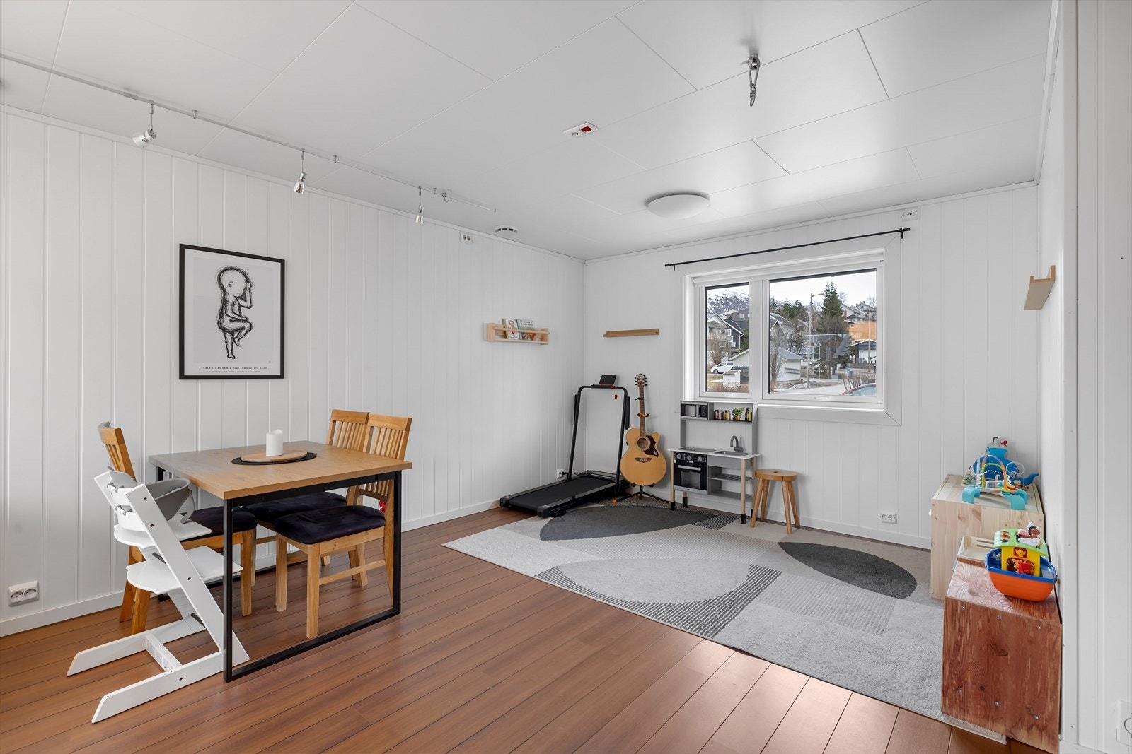 Utleiedelen er en utvidelse av hovedboligen, ferdig oppført i 2013. Galleribilde