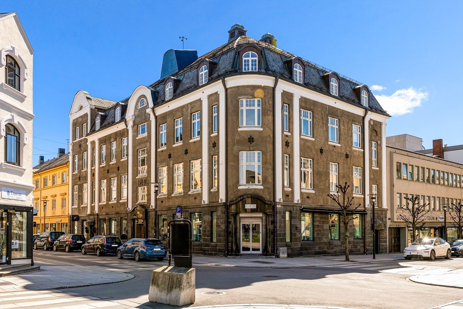 Velkommen til Rådhusgata 12! Foto: Karl Filip Kronstad Galleribilde
