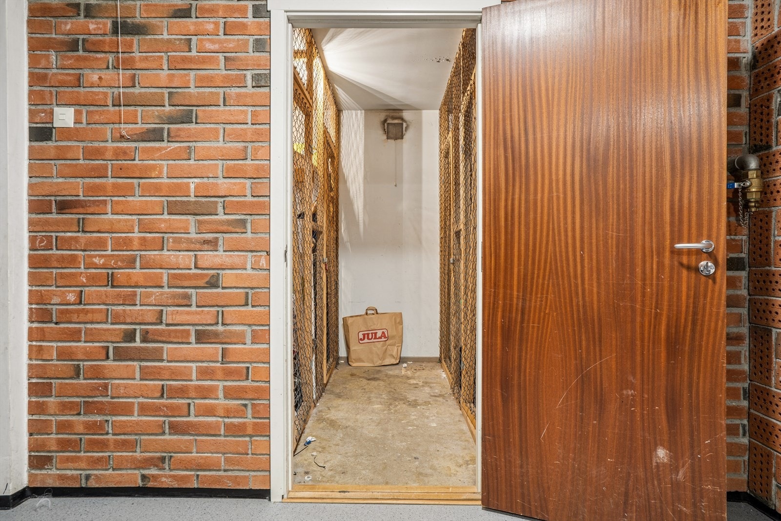 Bod ved heis Galleribilde