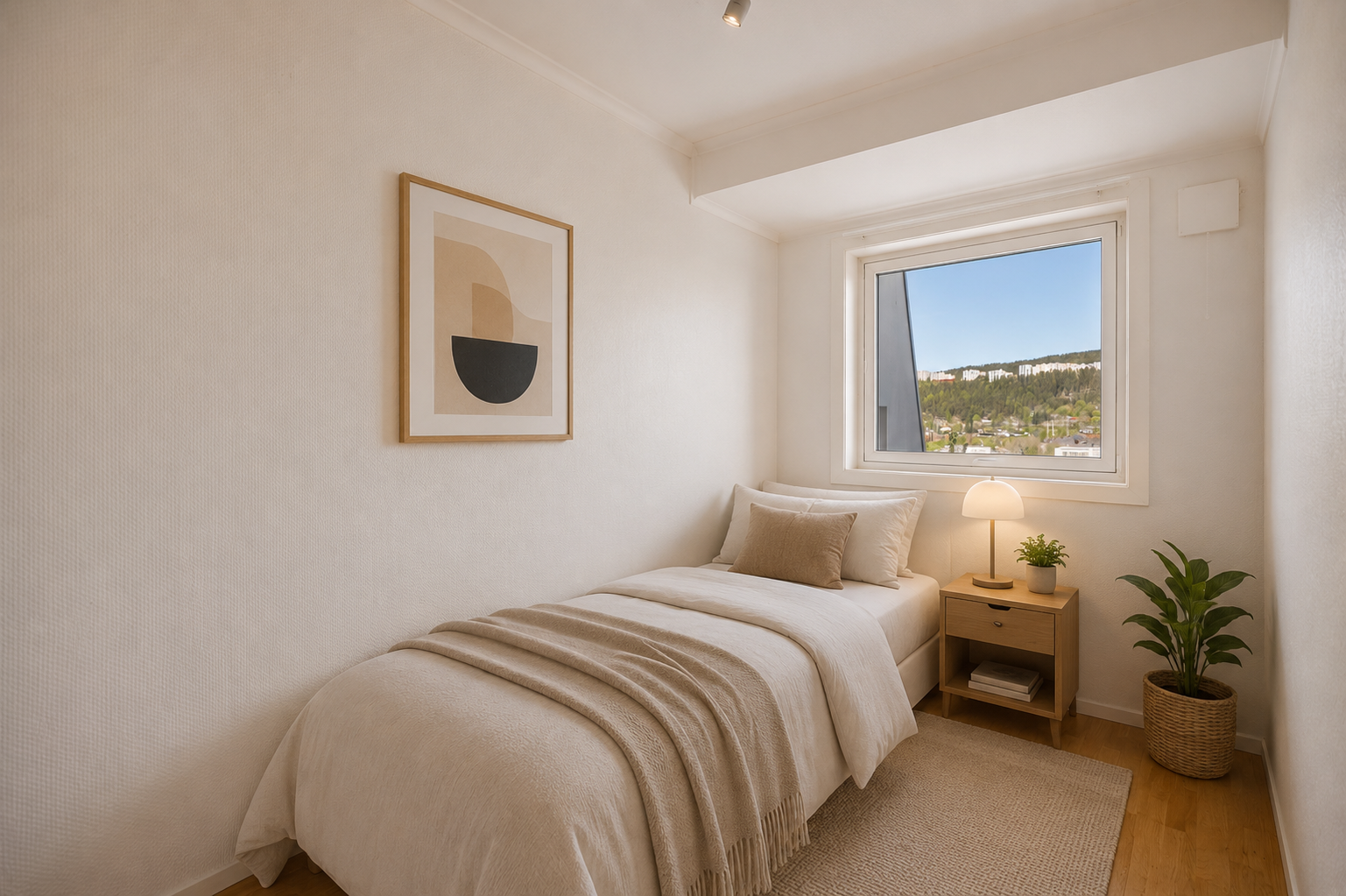 Dette bilde i annonsen er digitalt stylet og KI-generert med bedre tilstand på gulvet. Møblene er satt inn for for å vise leilighetens potensial. Det tas forbehold om evt. avvik. Galleribilde