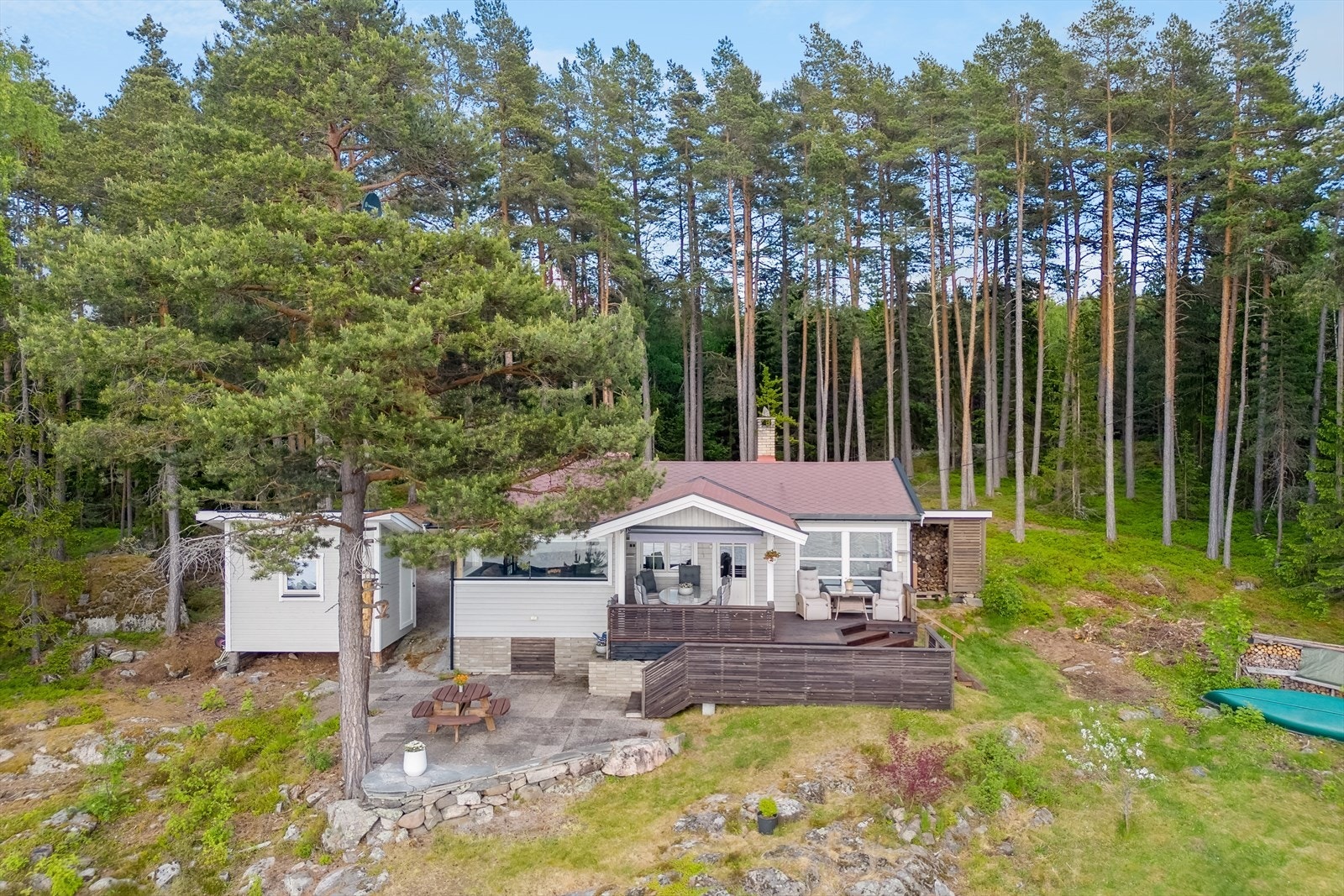 Hytta er opprinnelig fra 1958, men er vesentlig tilbygget i 2018 og oppgradert frem til dagens dato. Galleribilde