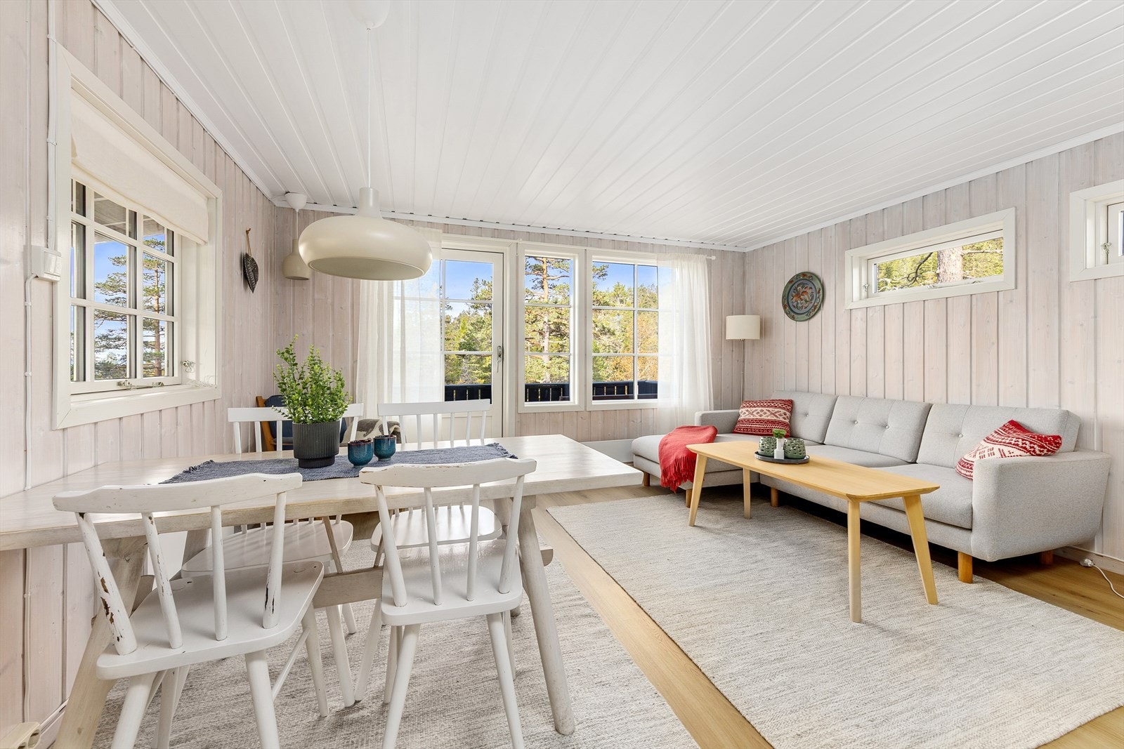 Lys og åpen stue Galleribilde