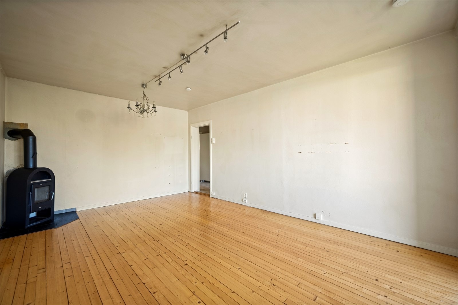 Peis gir god varme og bidrar til hyggelig stemning på kalde høst- og vinterkvelder. Galleribilde