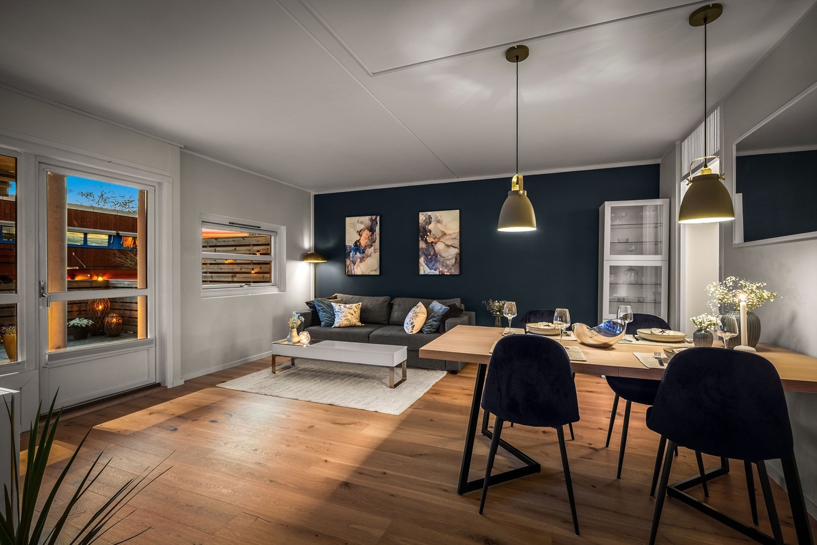 Velkommen til Lindebergåsen 18B, presentert av Kristian Karlsen og DNB Eiendom! Galleribilde