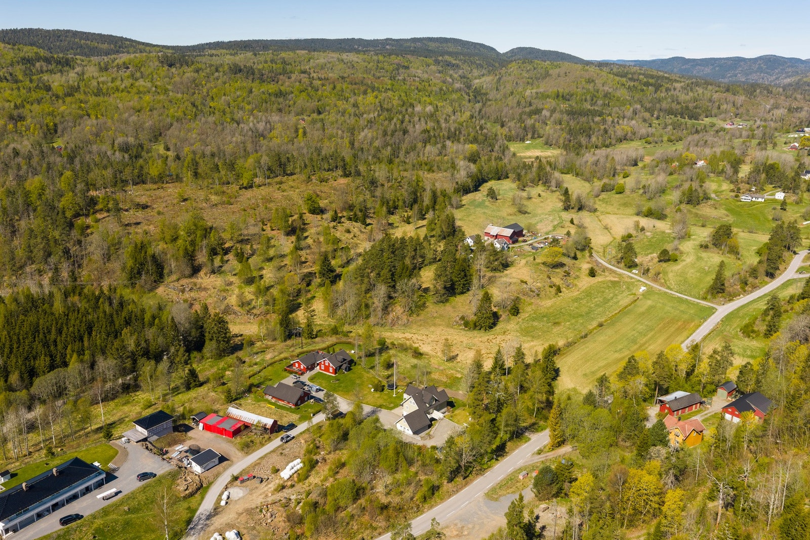 Herlig beliggenhet i naturskjønne omgivelser på Hvitstein Galleribilde