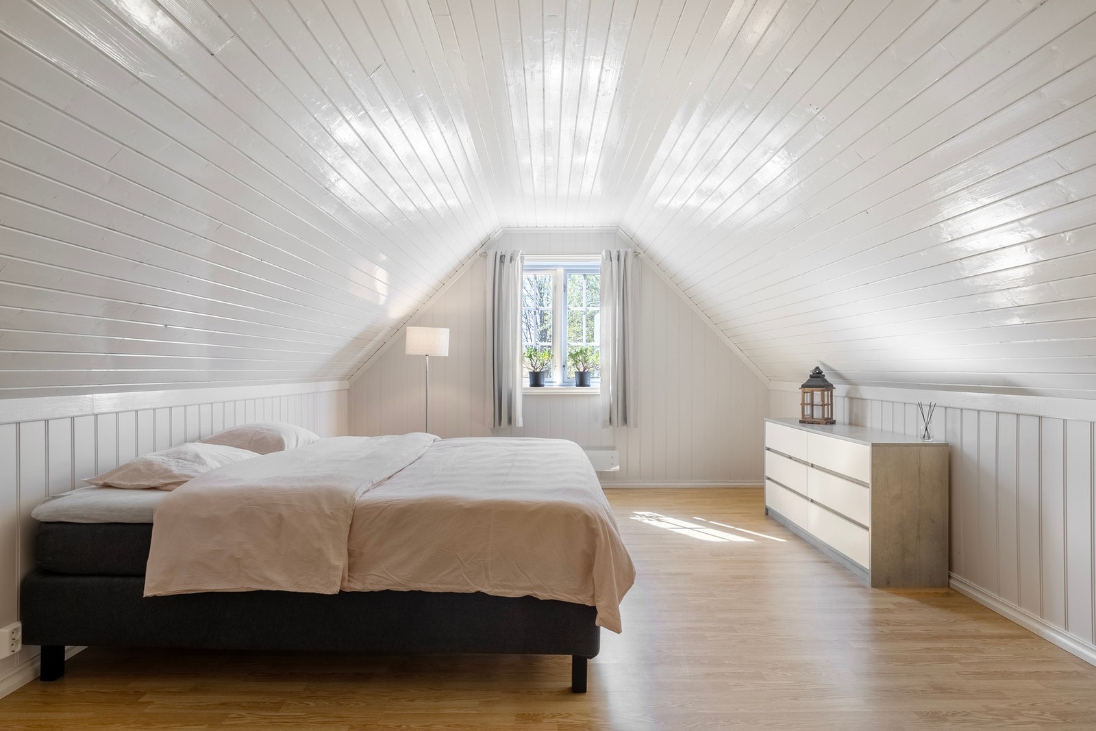 Stort hobbyrom med mange muligheter Galleribilde
