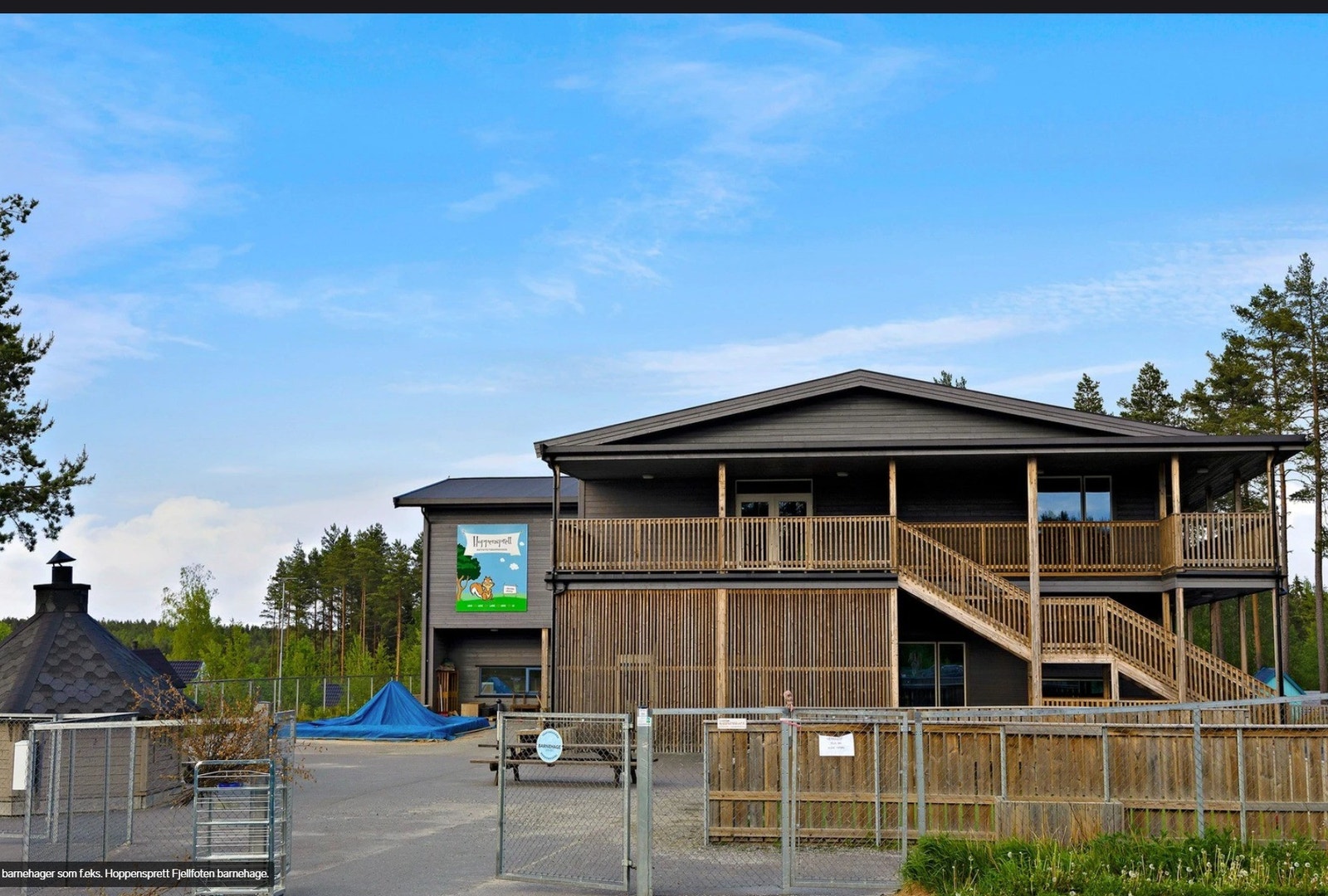I nærheten er det fler barnehager som f.eks Hoppensprett Fjellfoten barnehage. Galleribilde