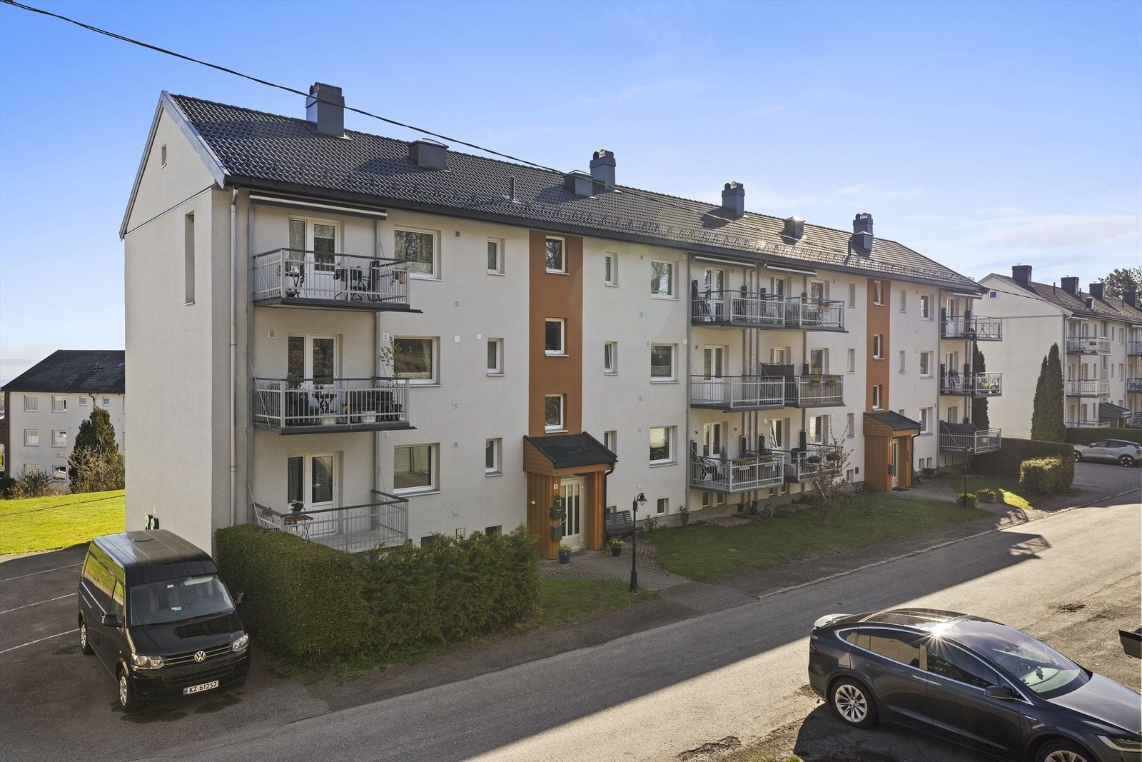 Borettslaget består av 48 boliger fordelt på 4 lavblokker. Galleribilde