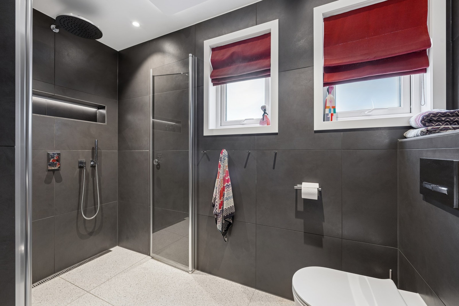 Badet i er fra 2015 og har en moderne standard. Galleribilde