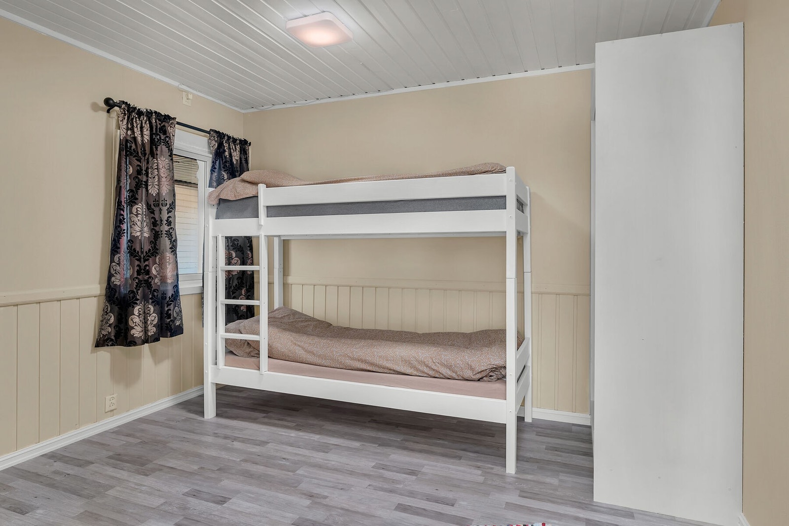 Disponibelt rom i underetasjen (ikke omsøkt). Galleribilde