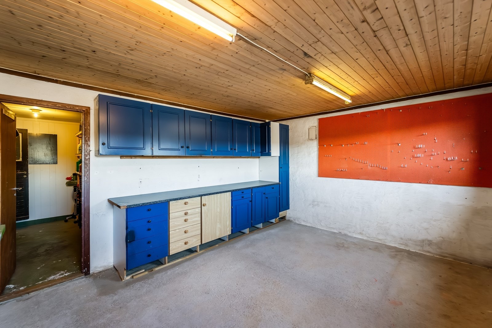 Verksted og lagerrom. Galleribilde