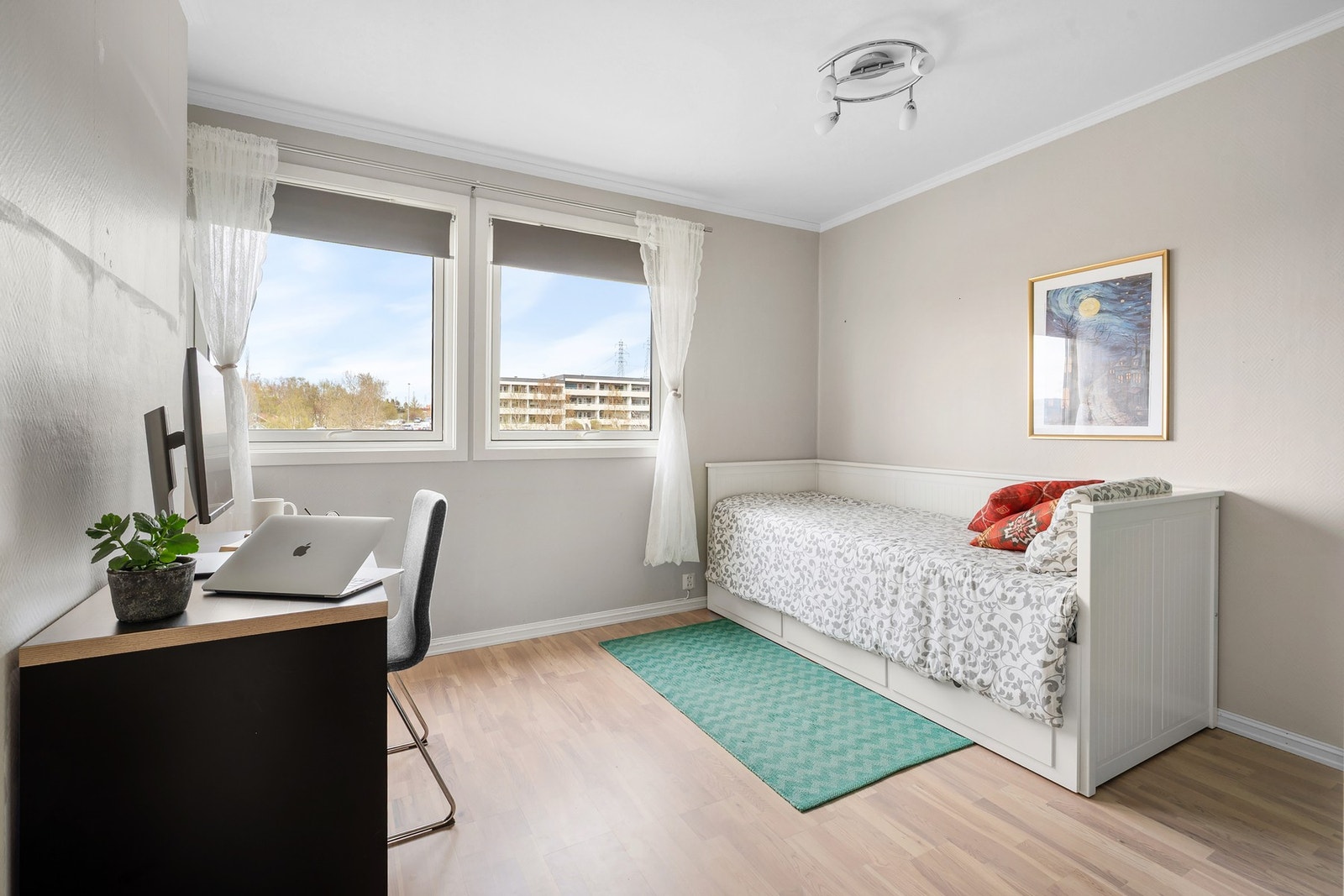 Soverom 2 er på 12,5 m². Galleribilde