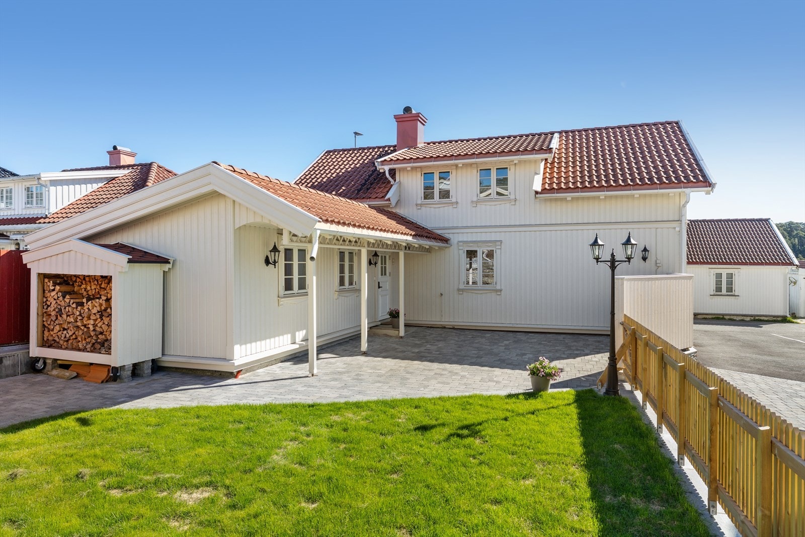 Pen og påkostet hage Galleribilde