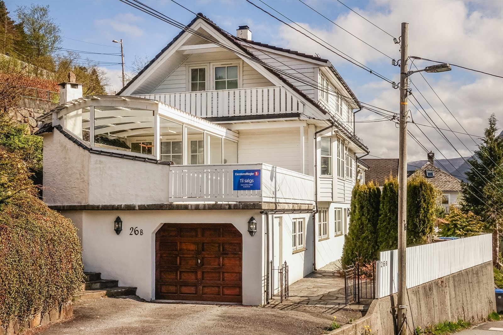 Øvre Fredlundveien 26B har det aller meste av det man trenger for å huse storfamilien. Galleribilde