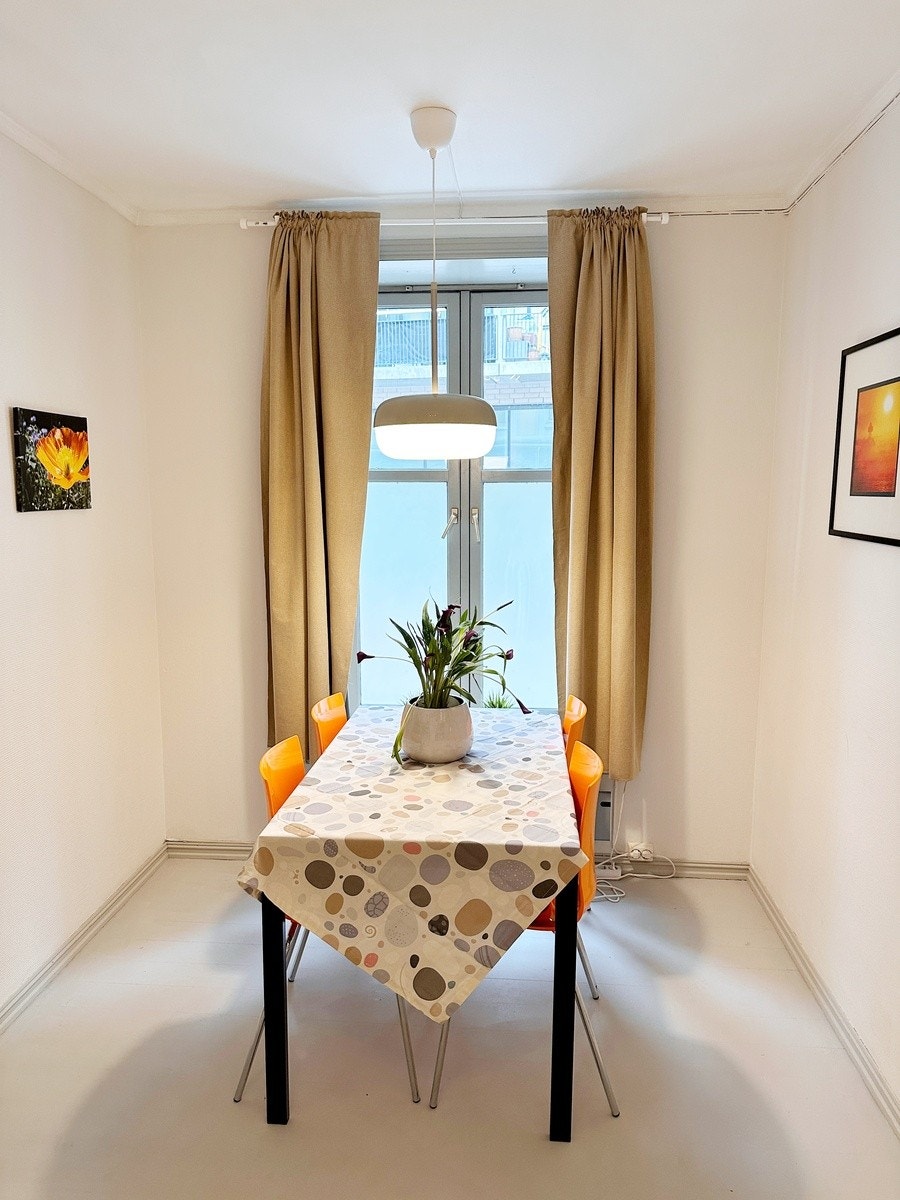 Spiseplass på kjøkken Galleribilde