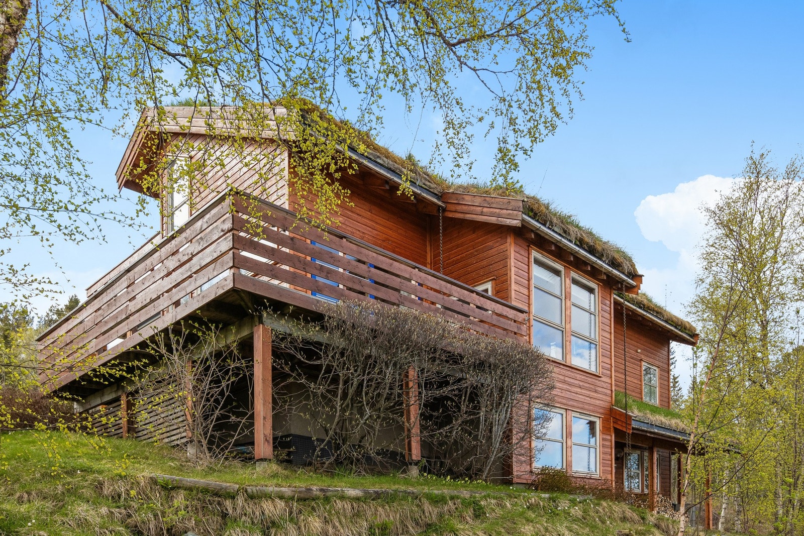 En arkitekttegnet og innholdsrik enebolig med en helt enestående utsikt. Galleribilde