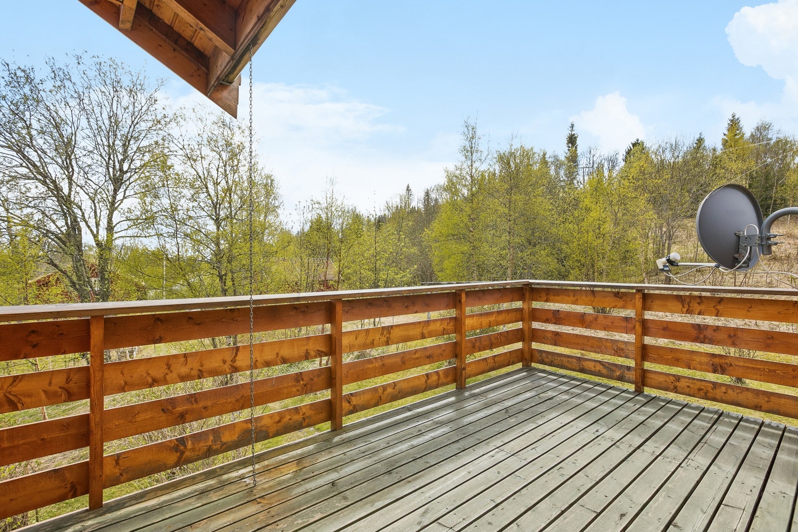 Utgang til sørvendt terrasse fra loftet. Galleribilde