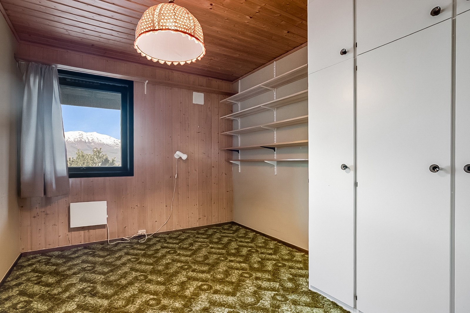 Soverom i kjellar Galleribilde