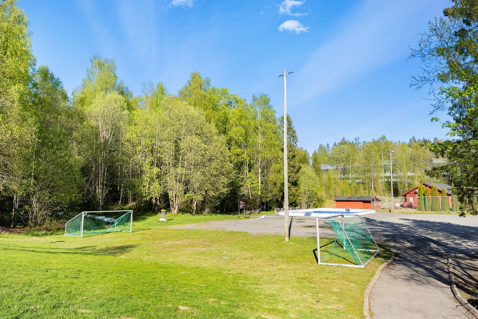 Her ligger alt til rette for en trygg og aktiv oppvekst. Galleribilde