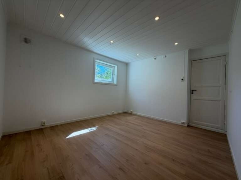 Første soverom på hele 12,5m2 Galleribilde