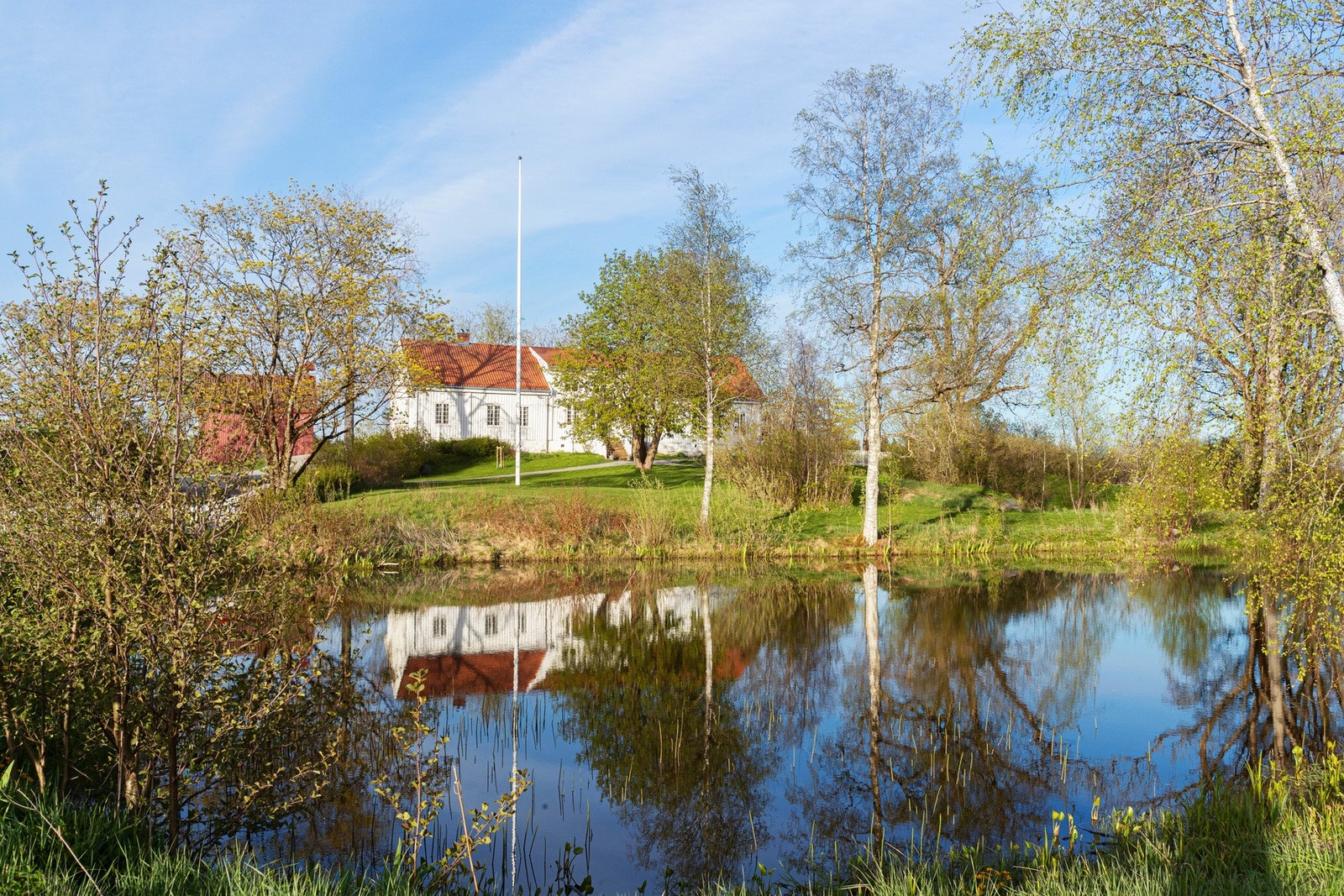 Spydeberg Prestegård like ved eiendommen Galleribilde