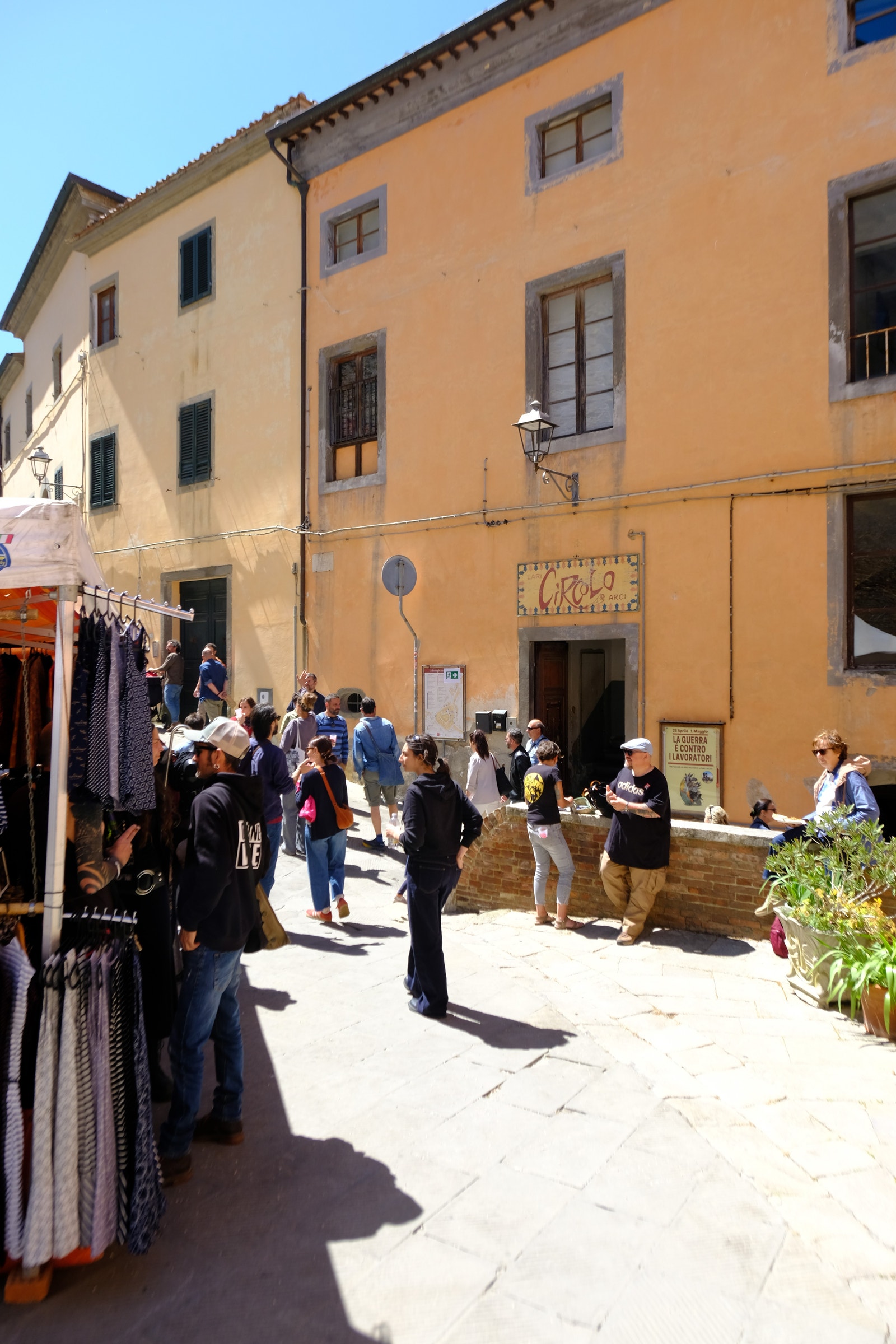 Lari 1 mai Galleribilde