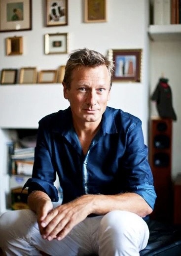 Per Arne Log er en norsk sivilingeniør-arkitekt som har jobbet siden 2004 i Toscana med salg og prosjektutvikling mot nordmenn. Galleribilde