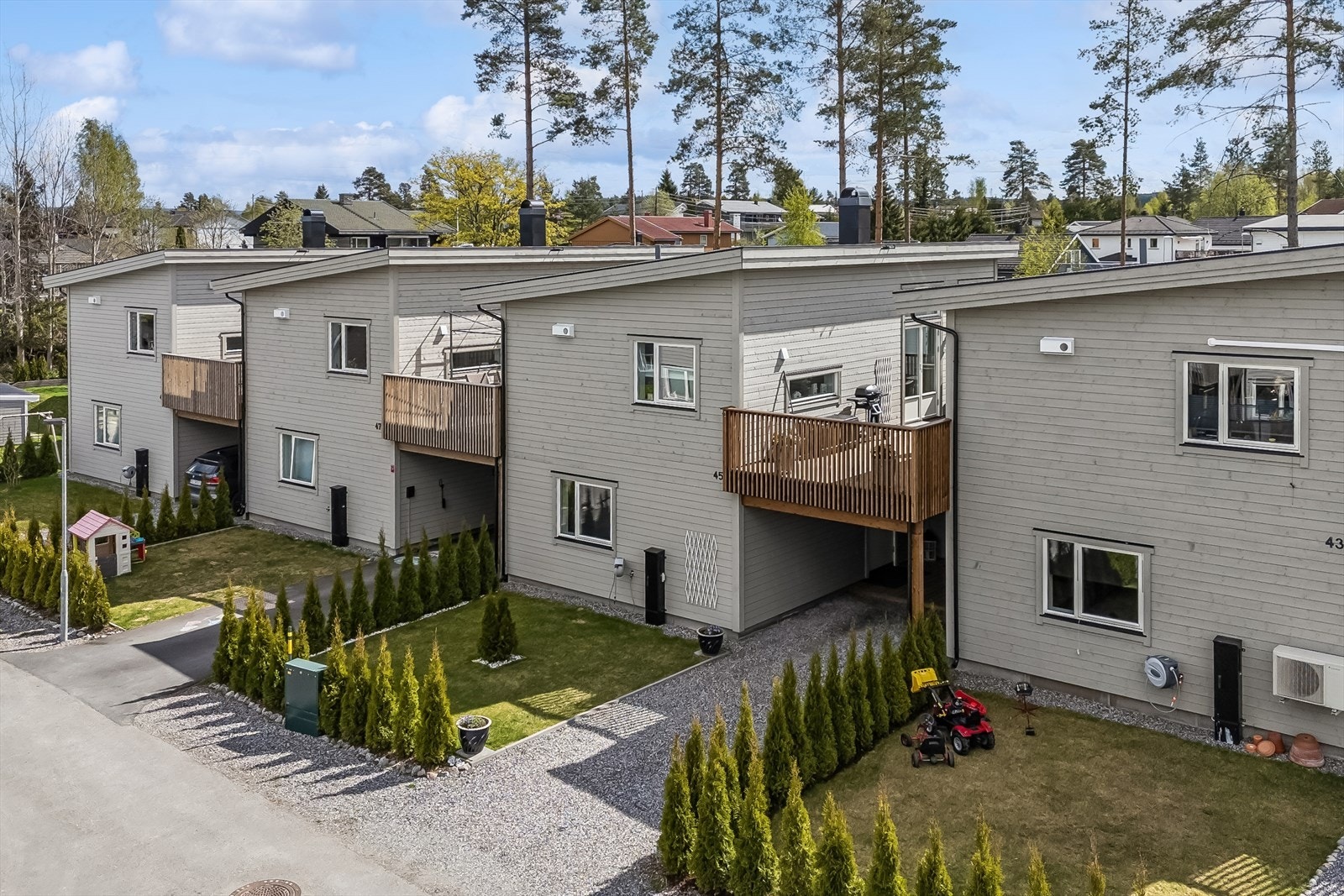 Aktiv Årnes v/Rolf W. Gundersen har gleden av å presentere Spireavegen 45. Foto: Bjørn Sørheim - Efkt. Galleribilde