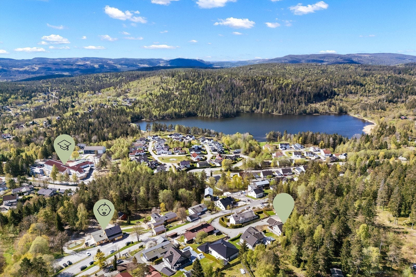 Her bor du i barnevennlige omgivelser med kort gangavstand til barnehage, barneskole og Stordammen med badeplass.
Foto: Knipzet AS - Emmy af Geijerstam Galleribilde