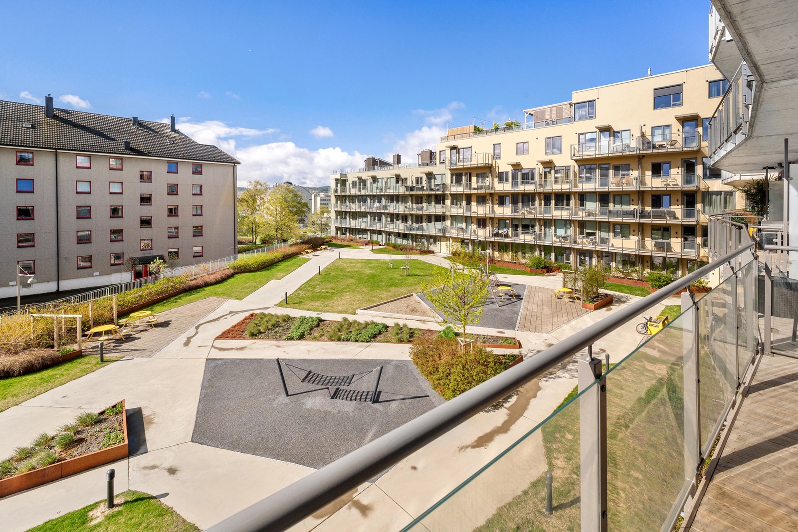 Utsikt fra balkongen. Galleribilde
