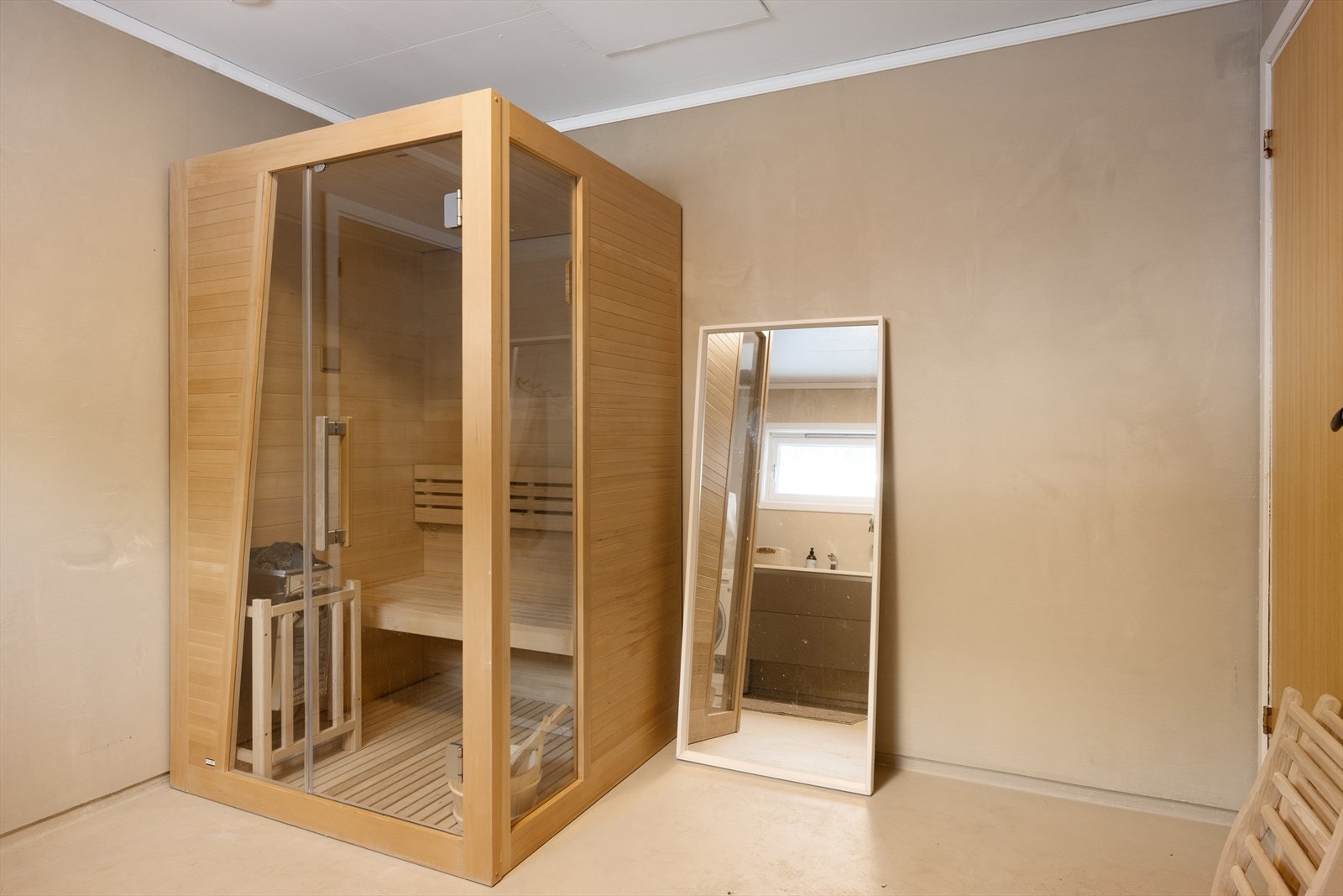 Badet er per dags dato også utstyrt med en frittstående badstue. Galleribilde