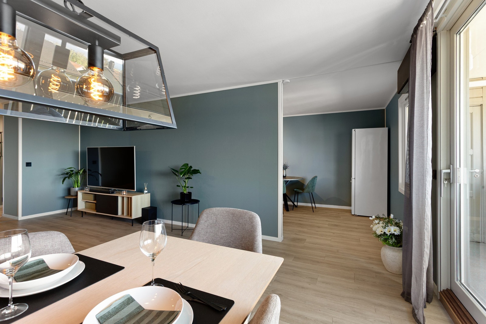 Utgang fra stuen til balkongen Galleribilde