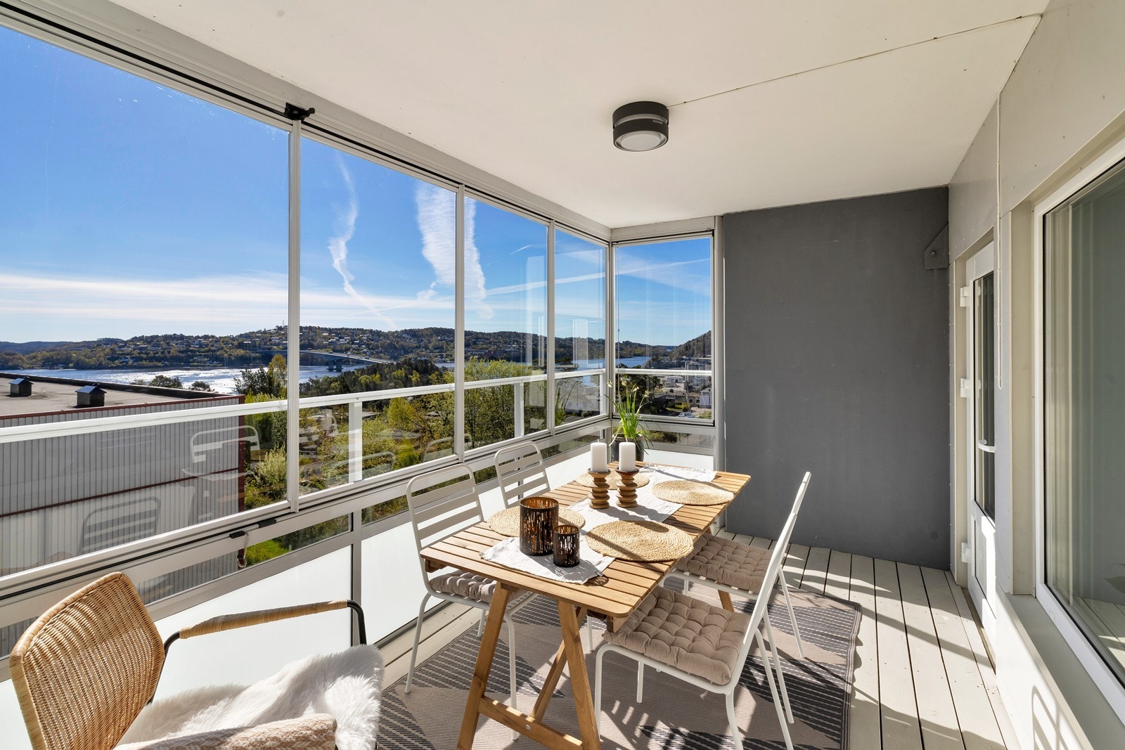 Innerste del av balkongen er innglasset. Galleribilde