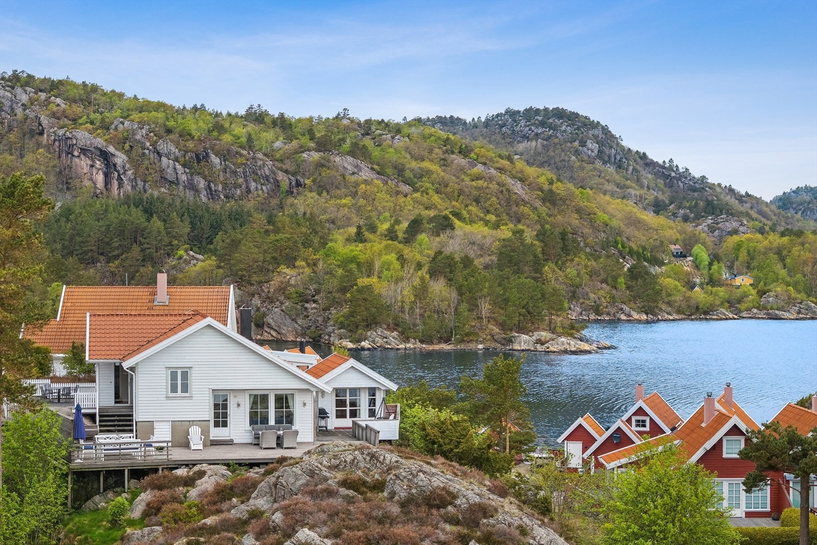 En fritidsbolig med nydelig panoramautsikt, høyt i terrenget! Galleribilde
