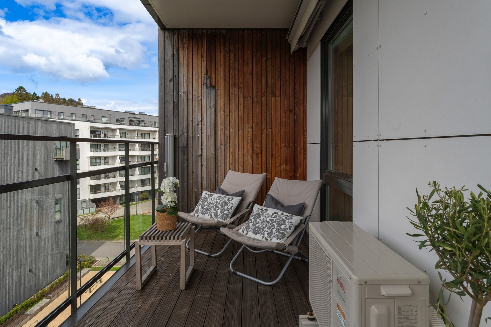 Det er god plass til flere soner på balkongen Galleribilde