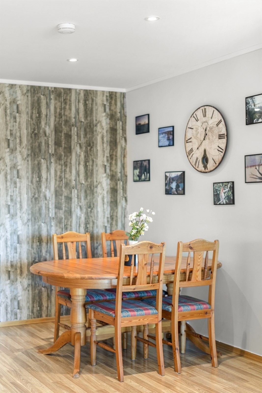 Her kan man nyte hyggelige og smakfulle middagsmåltider Galleribilde