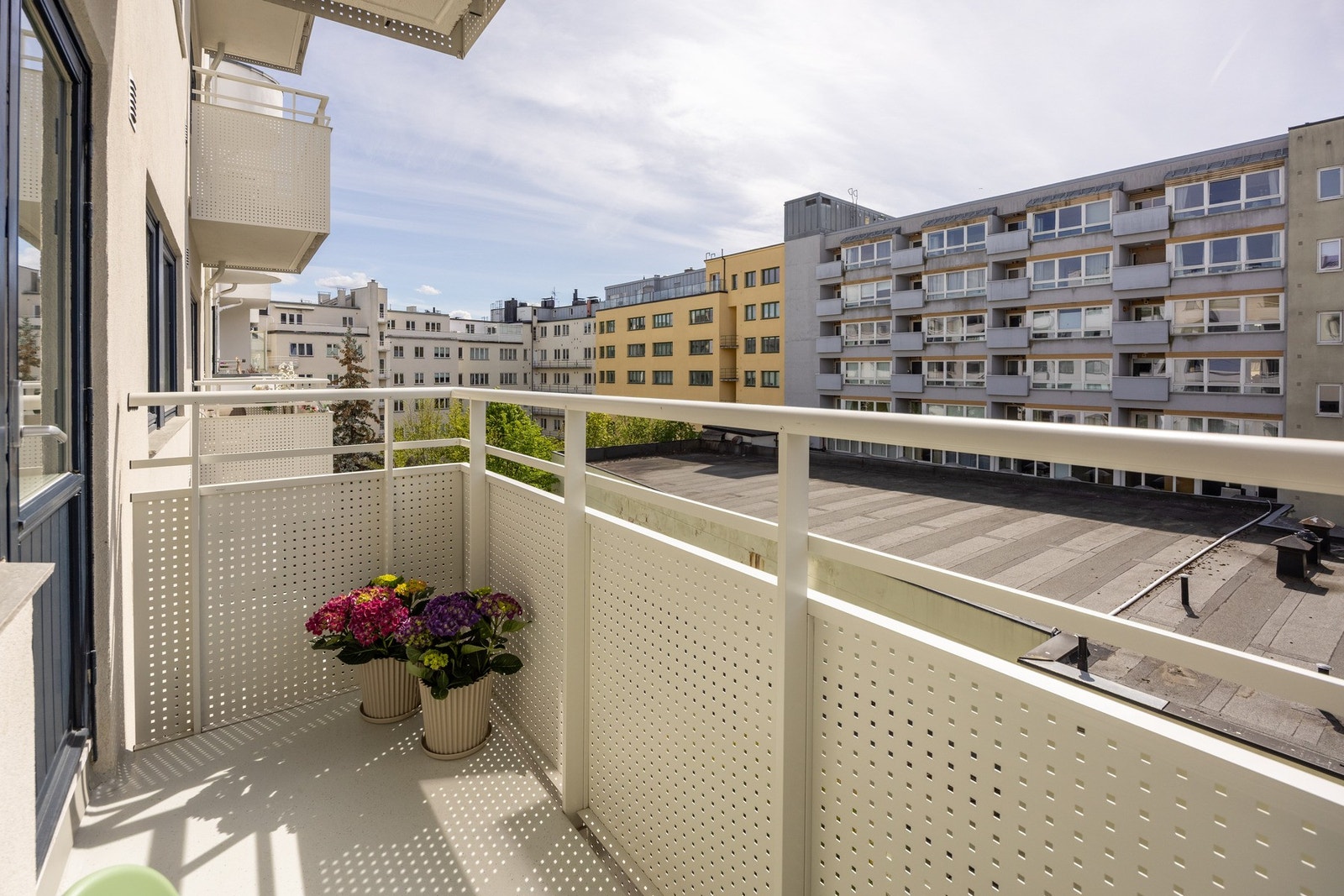 Her er det rikelig med sol i sommerhalvåret Galleribilde
