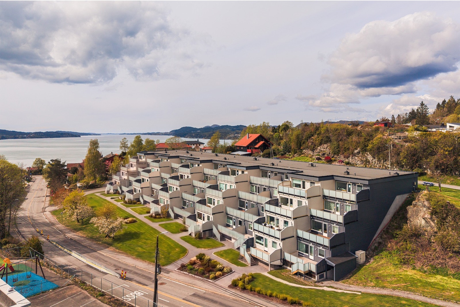 Illustrasjon av terrassen etter ferdigstillelse. I følge styreleder er prosjektet forventet å være ferdig 20 juni 2026. Galleribilde