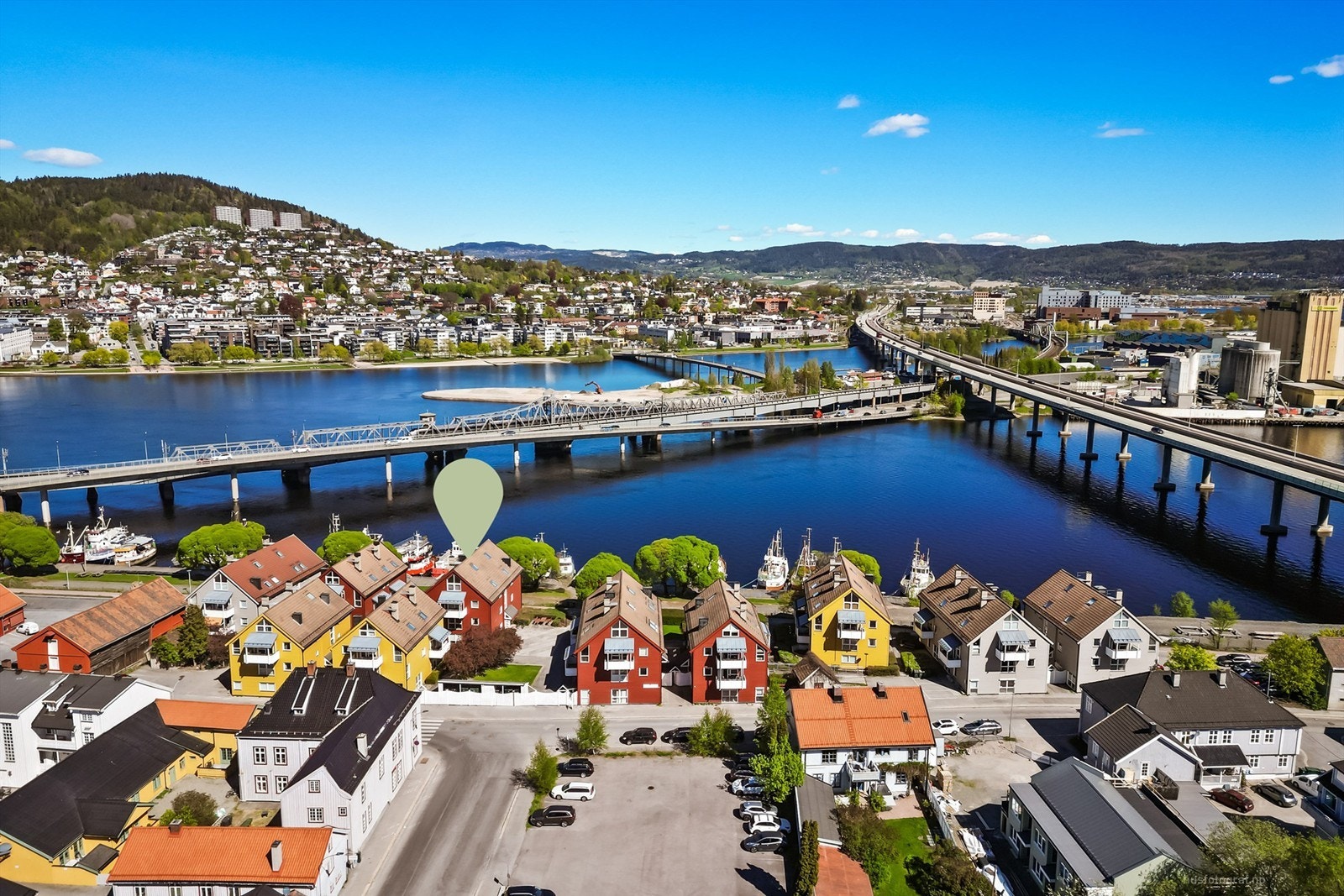 Kort vei til Drammen sentrum med alle servicetilbud. Galleribilde