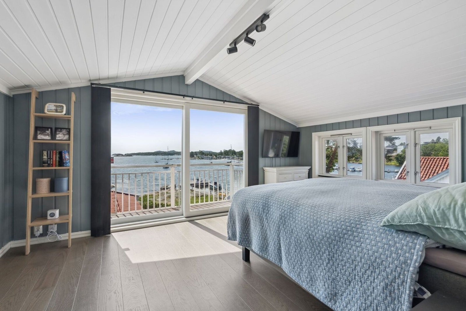 Masterbedroom i 2. etg.. Galleribilde